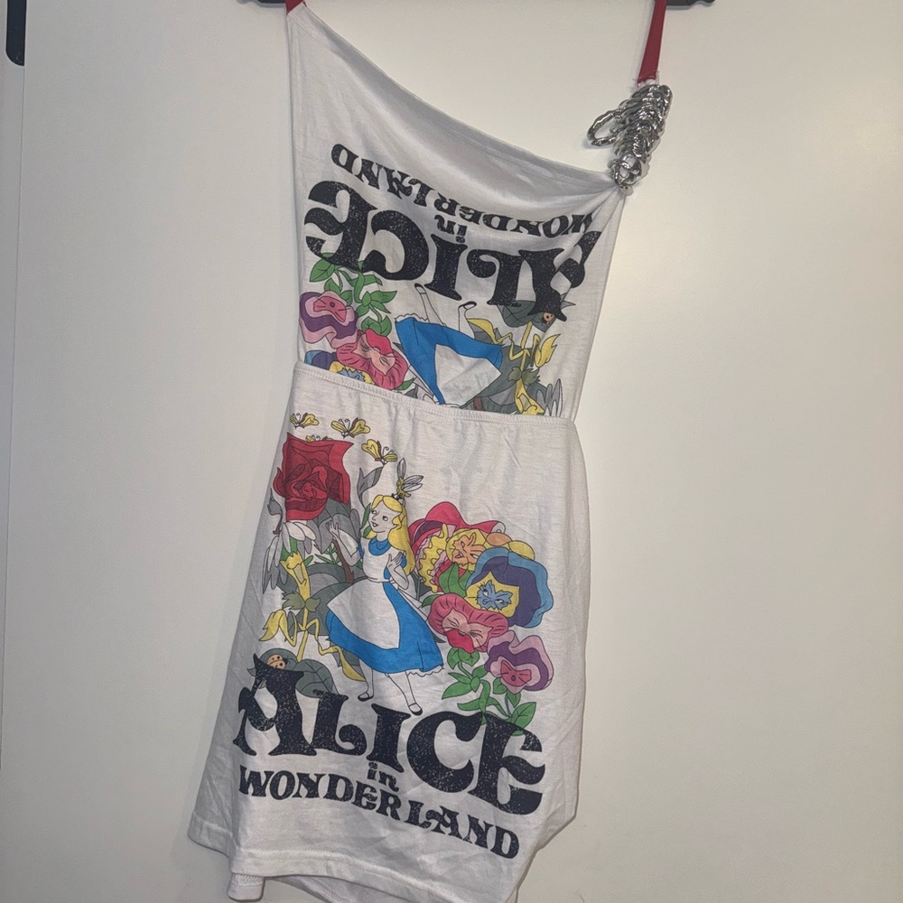 Alice in Wonderland Asymmetrical White Dress